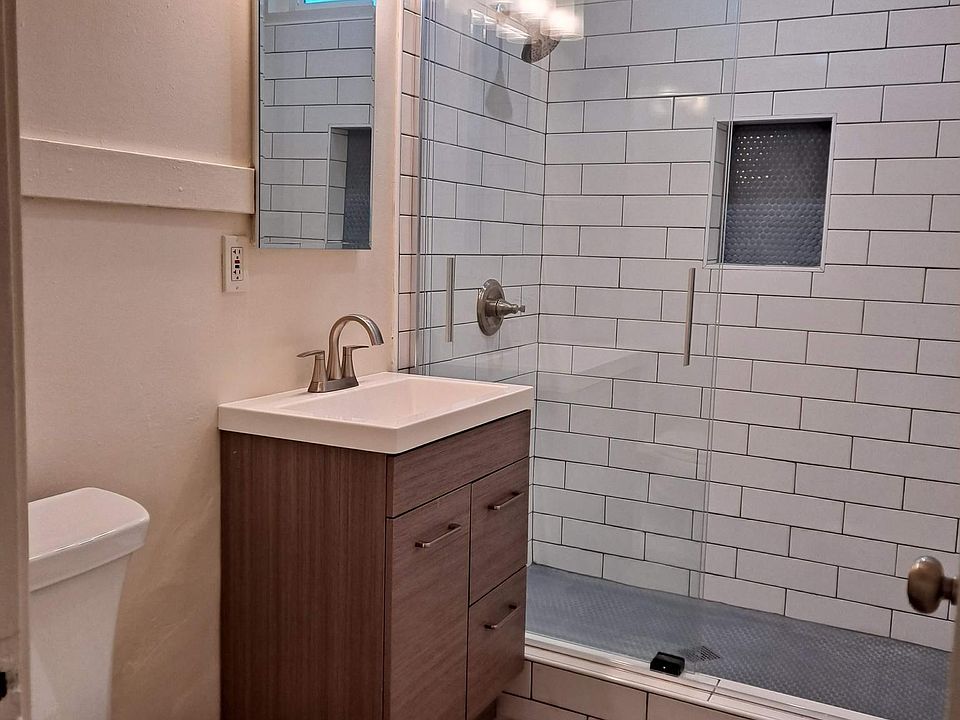 1st image of 2261 Orange Ave