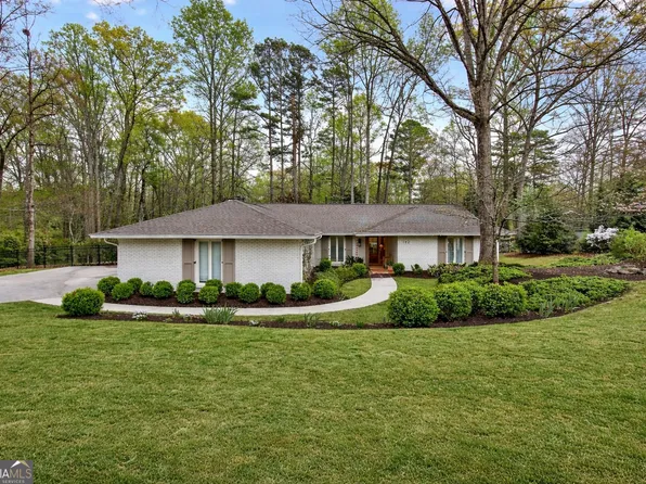 102 Springridge Ct, Peachtree City, GA 30269