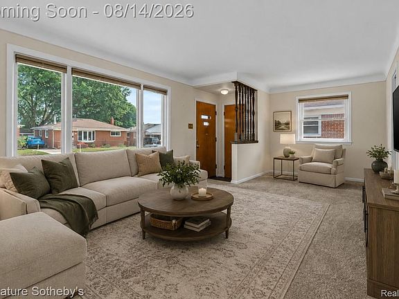 4th image of 28399 Palmer Blvd