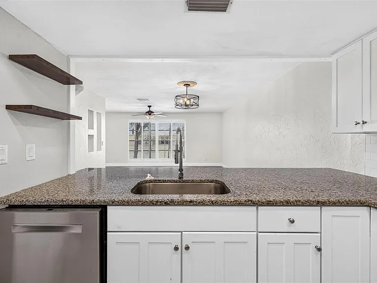 606 S Glen Ave #5 — Photo 16