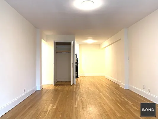 Rented by Bond New York | media 2