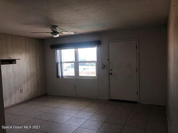 5th image of 7801 Ridgewood Ave APT 25