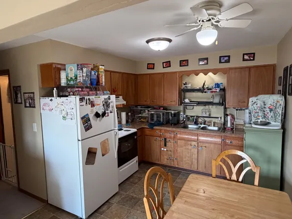 1631 Ward Ave S Unit 5, Hudson, WI 54016