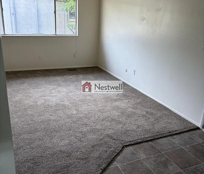 230 W Center St #14 — Photo 7