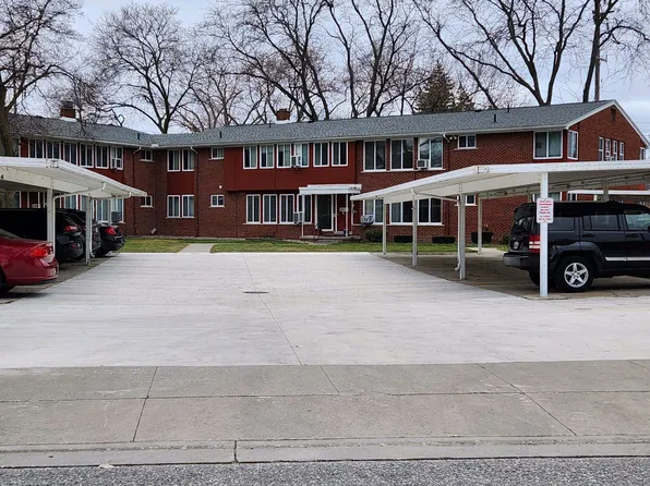 2419 Damman Dr APT 101, Midland, MI 48640