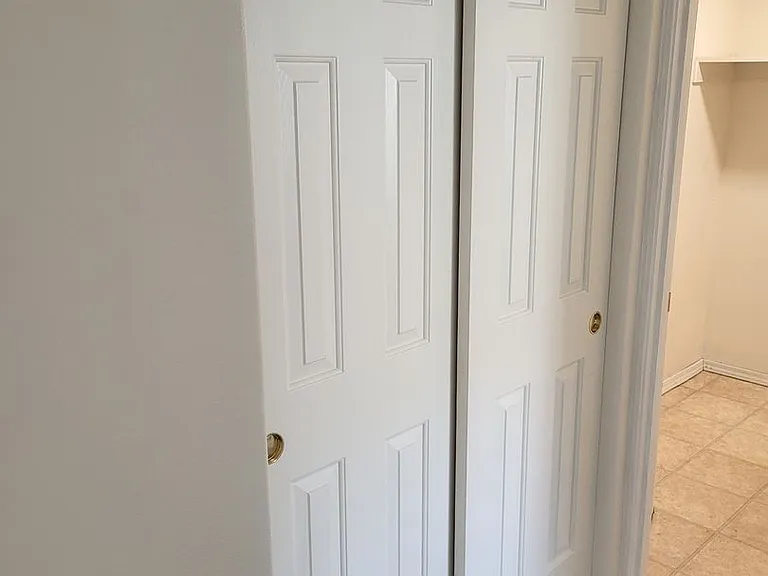 465 E Ellendale Ave — Photo 11