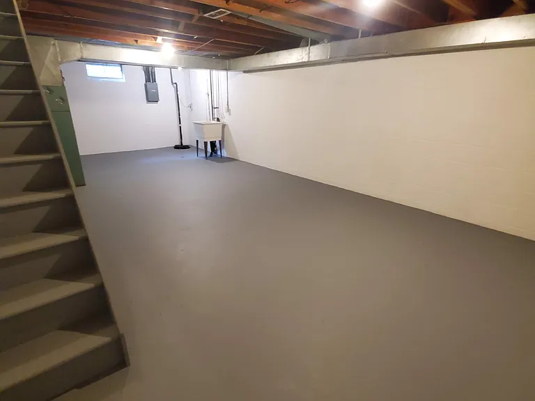 Full Basement