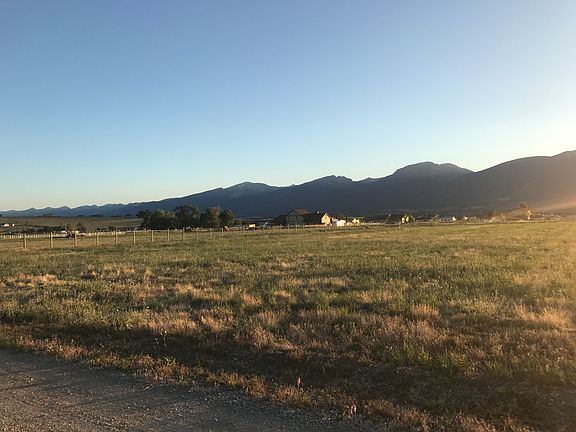 2nd image of Nhn Farmview Ln