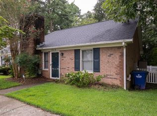 2010 Shadowood Ct #B, Greenville, NC 27858