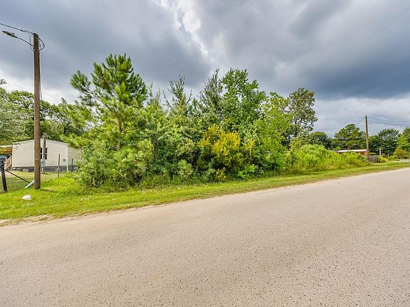 4th image of 505 County Road 3416
