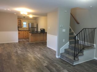 560 Furnace St, Emmaus, PA 18049