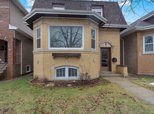 5730 N Mobile Ave, Chicago, IL 60646