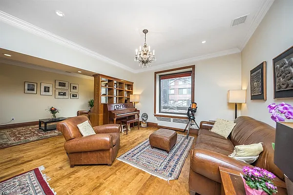 Sold by NestApple, Inc. | media 13