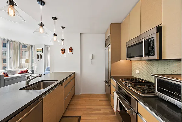 Sold by CORE | media 17