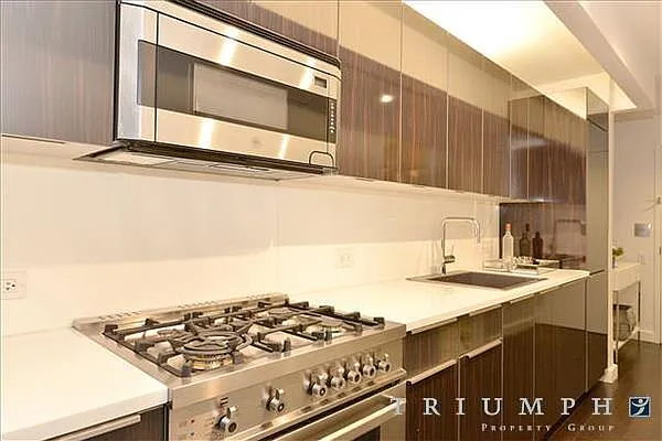 Rented by Triumph Property Group | media 7