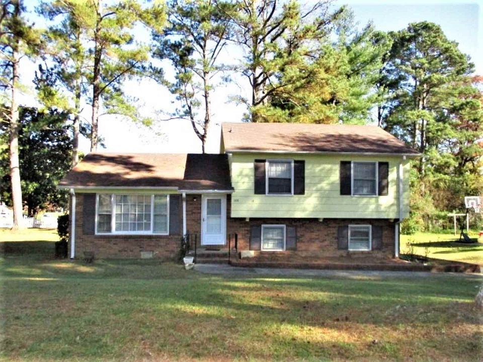 1st image of 101 Larkspur Ln