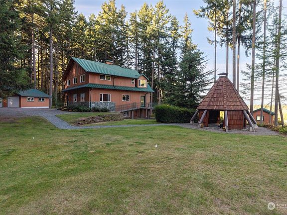 2nd image of 2772 Umatilla Drive