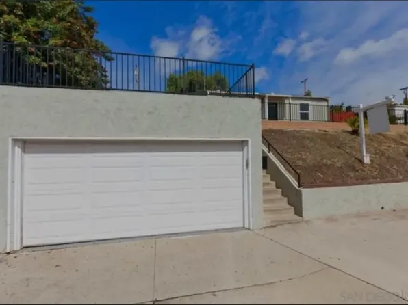 7282 University Ave, La Mesa, CA 91942