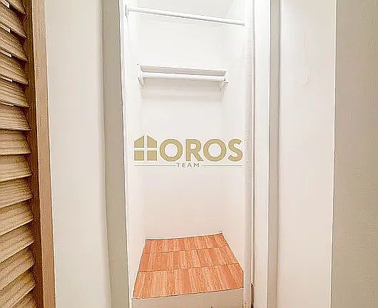 5th image of 324 E 13th St APT 11