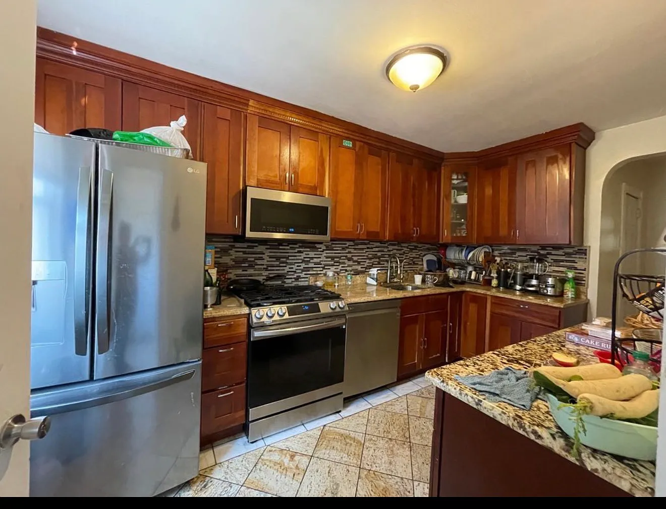 2 bed, 1000 sqft, $2,977 — Photo 1