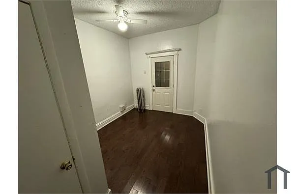 Building Photo - 256 Dwight St #2