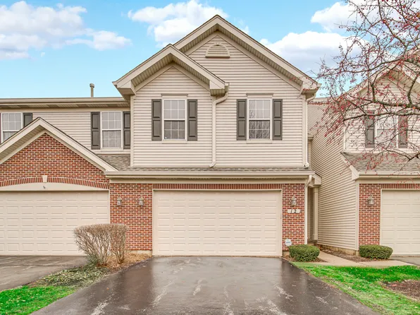 12 Rose Hill Ct, Algonquin, IL 60102