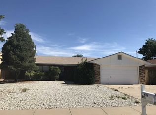 805 Trailing Heart Rd, Roswell, NM 88201