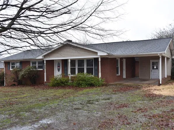 4709 Bell West Dr, Kernersville, NC 27284
