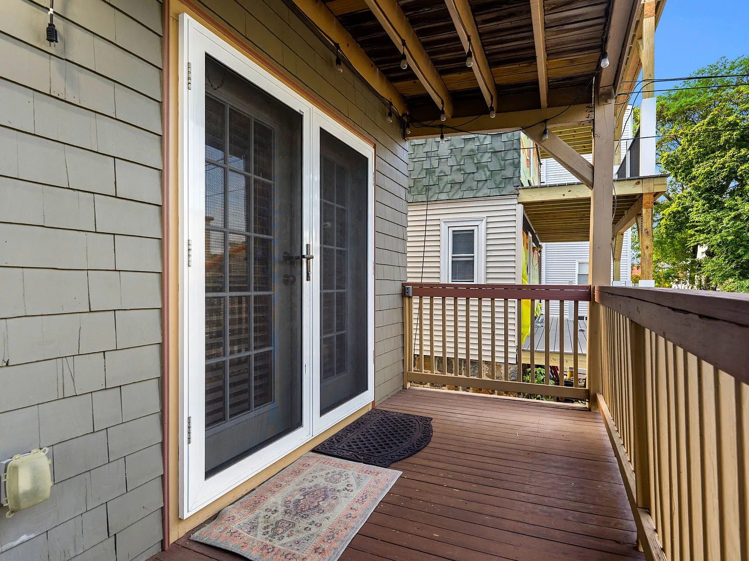 2 bed, 1000 sqft, $3,400 — Photo 3