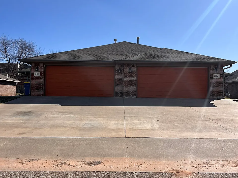 2503 W 22nd Ave