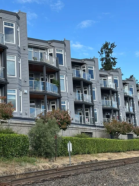 2 bed, 1068 sqft, $3,250 — Photo 1