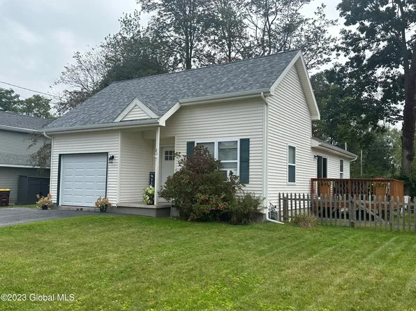 23 Franklin Street, Glens Falls, NY 12801