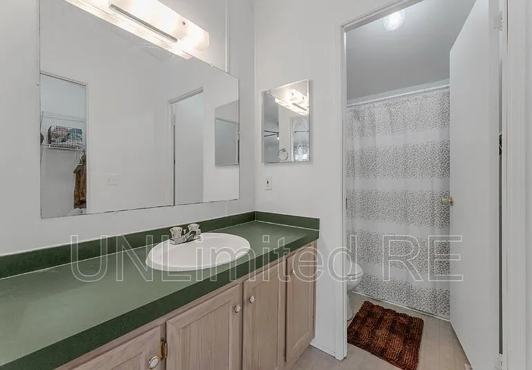 766 E Zuni Dr — Photo 13