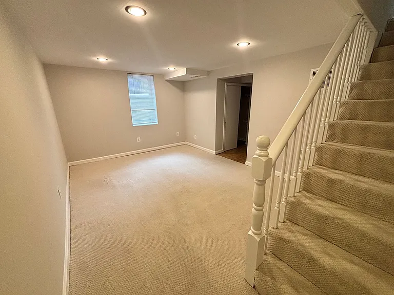 2705 Fort Dr — Photo 18