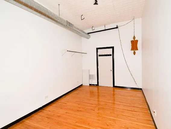 2412 W North Ave #R5 — Photo 15