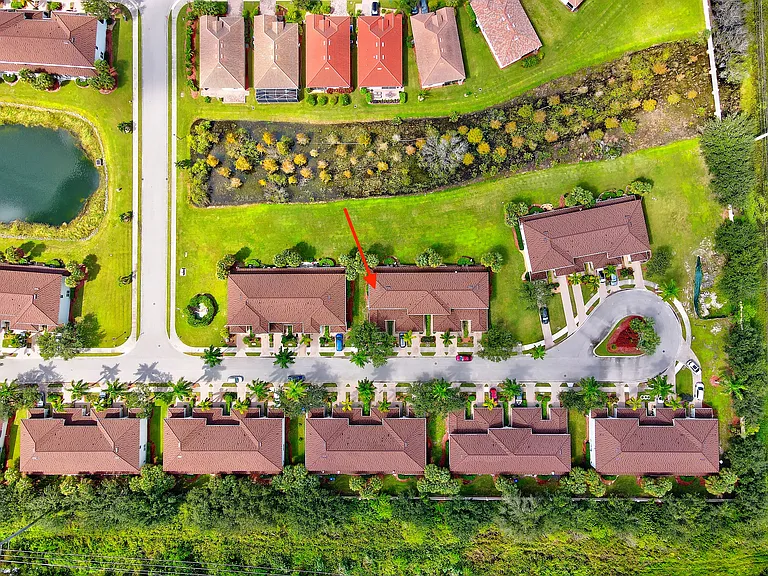 8682 Athena Ct — Photo 32