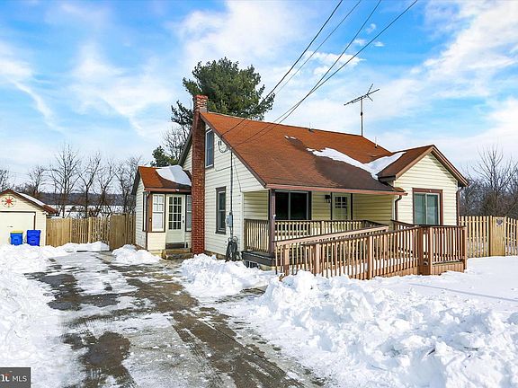 4th image of 9250 Jonestown Rd