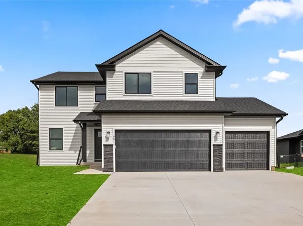 6514 NE Kendall Ave, Pleasant Hill, IA 50327