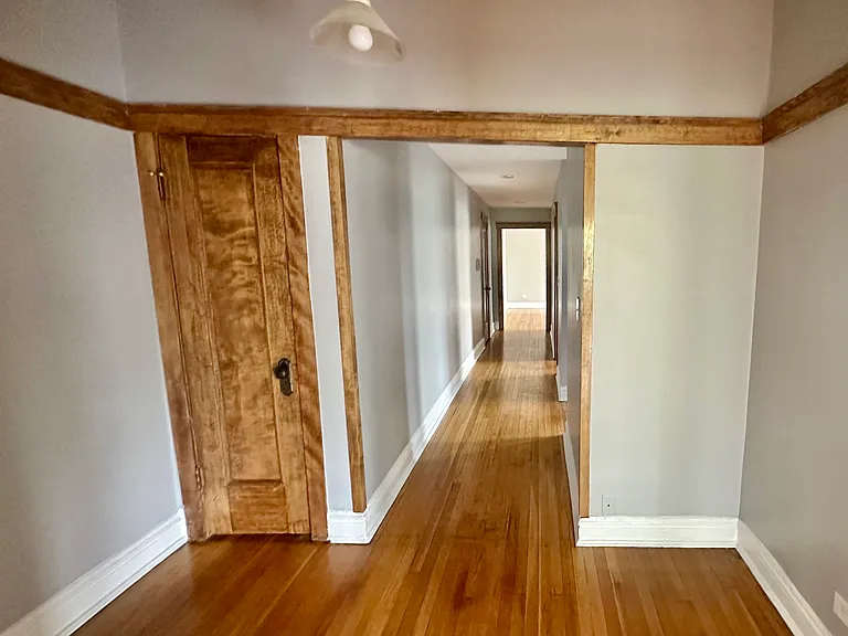 5358 N Winthrop Ave #3 — Photo 5
