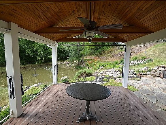 5th image of 2177 Quaker Rd