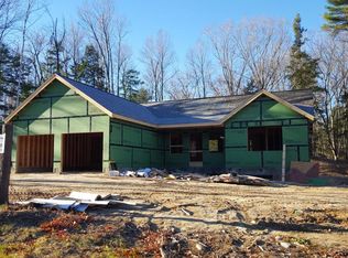 8 Drew Rd, Derry, NH 03038