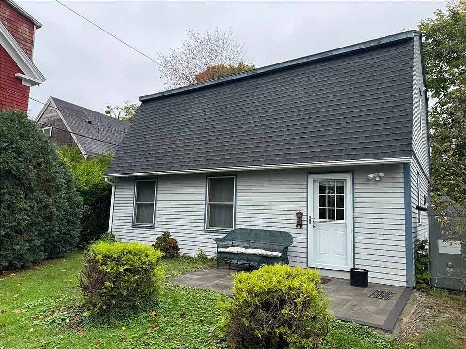 31 Powel Ave #RC