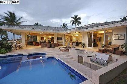 3rd image of 3910 Waakaula Pl