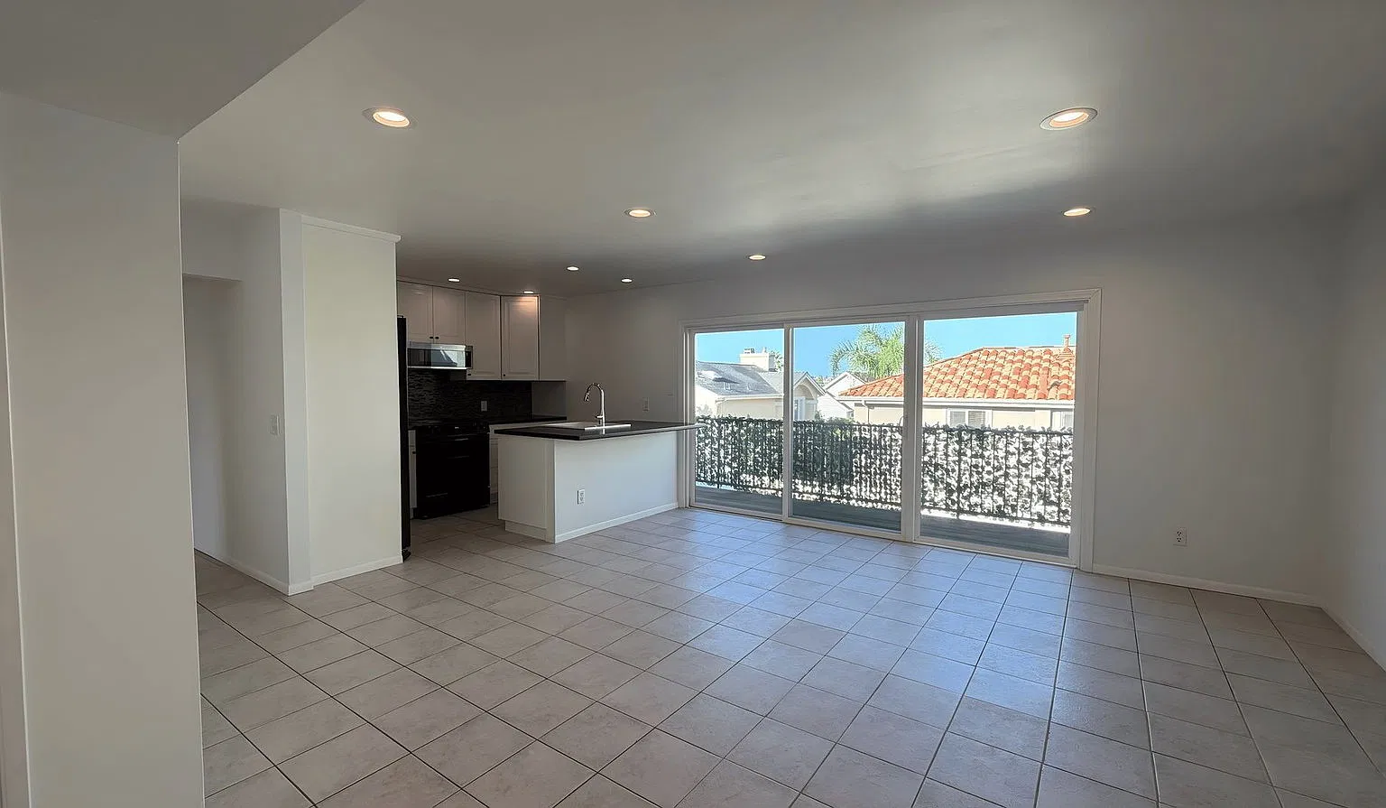 2 bed, 2.0 bath, 1200 sqft, $3,895 — Photo 1