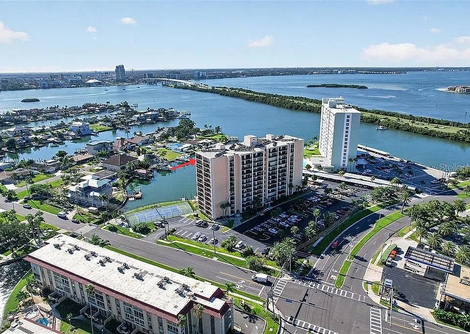1st image of 51 ISLAND WAY #1100