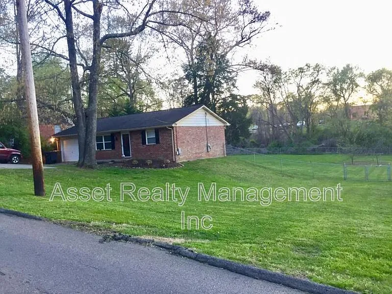 3331 Dewine Rd — Photo 2