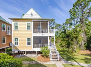 Purple Parrot, Pensacola, FL 32507