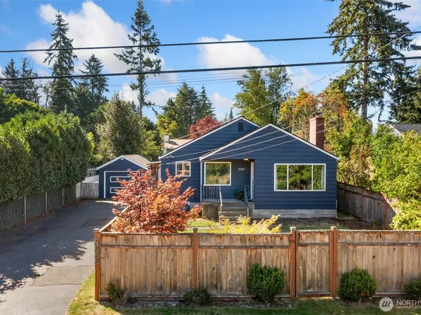 2327 N 140th Street, Seattle, WA 98133