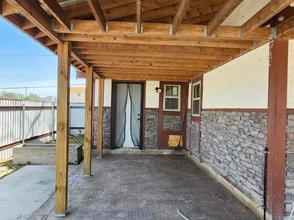 303 N 7th St, Copperas Cove, TX 76522