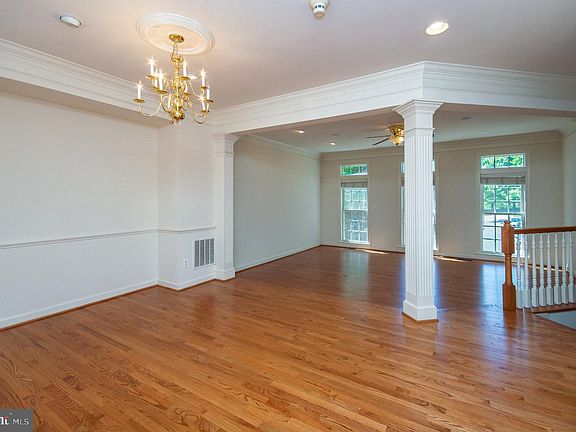4th image of 6583 Washington Blvd